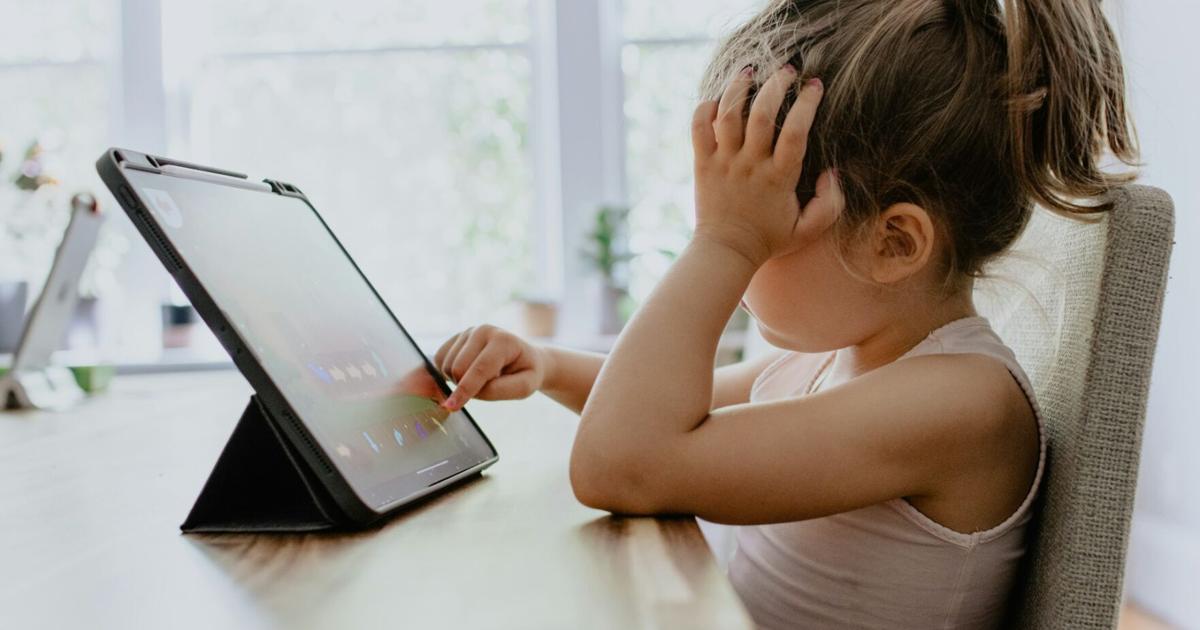 How long do parents spend fighting with their kids over screen time? | National