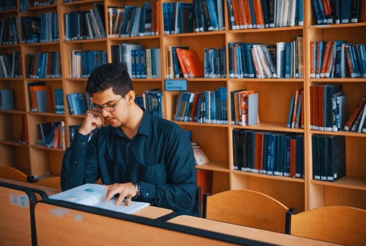 Why Smart People Still Use Library Cards And How You Can Too