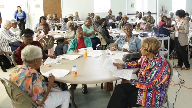 Spectrum hosts smart device class for South Carolina seniors