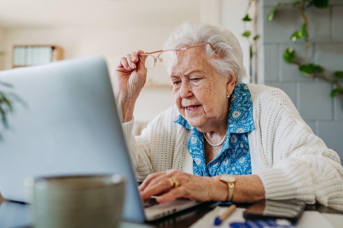 Slop Farmer Boasts About How He Uses AI to Flood Social Media With Garbage to Trick Older Women