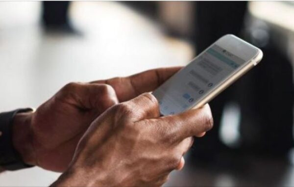 NIGERIA DAILY: How Nigerians Can Make Money Using Just Their Smartphones