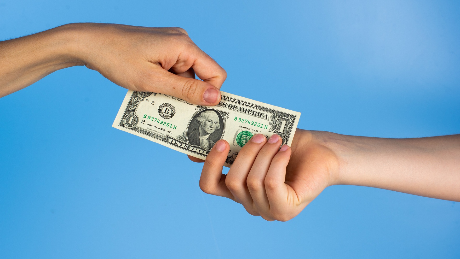 Sethi & Kiyosaki Spar on 5 Money Matters