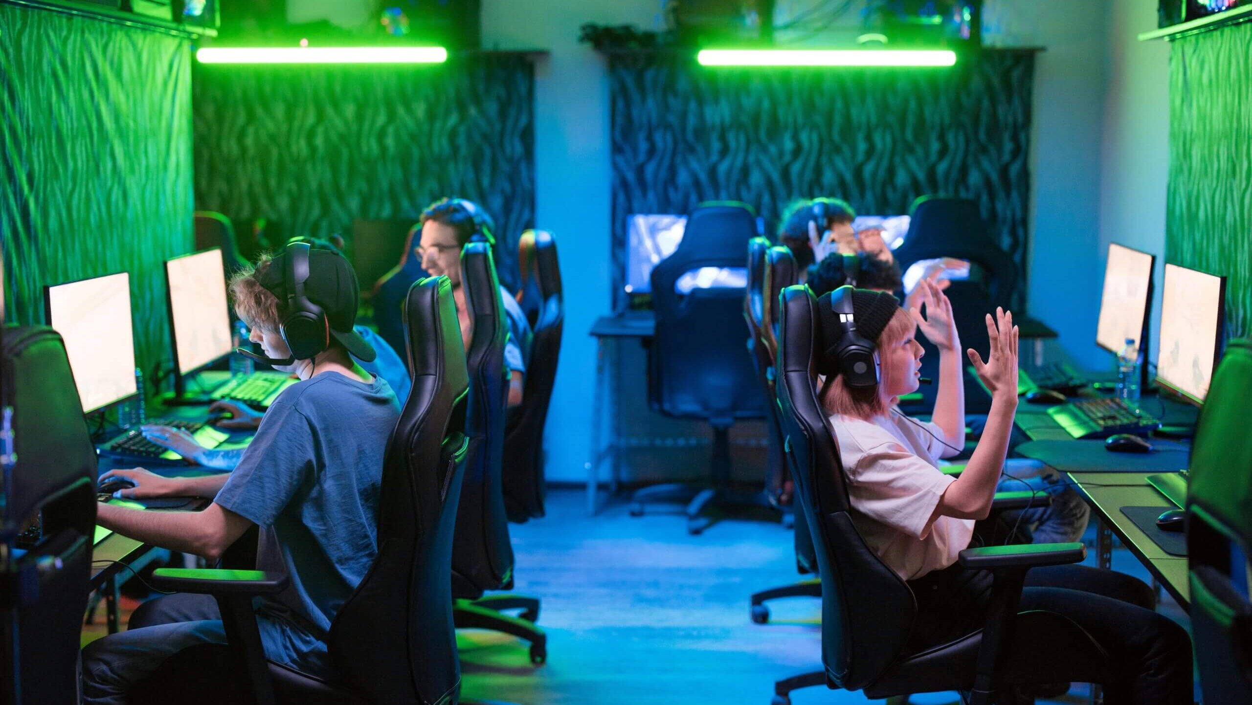 From Classroom to Arena: How Esports is Revolutionizing Youth Engagement