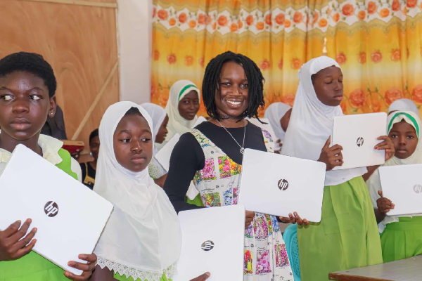 17-year-old Ghanaian-American supports Tunga Islamic School with laptops to boost digital skills