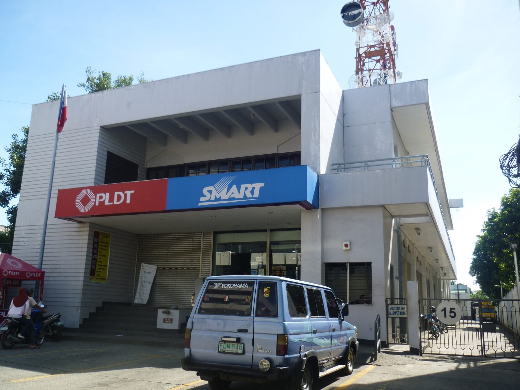 PLDT, Smart & DICT Unite to Enhance Digital Skills