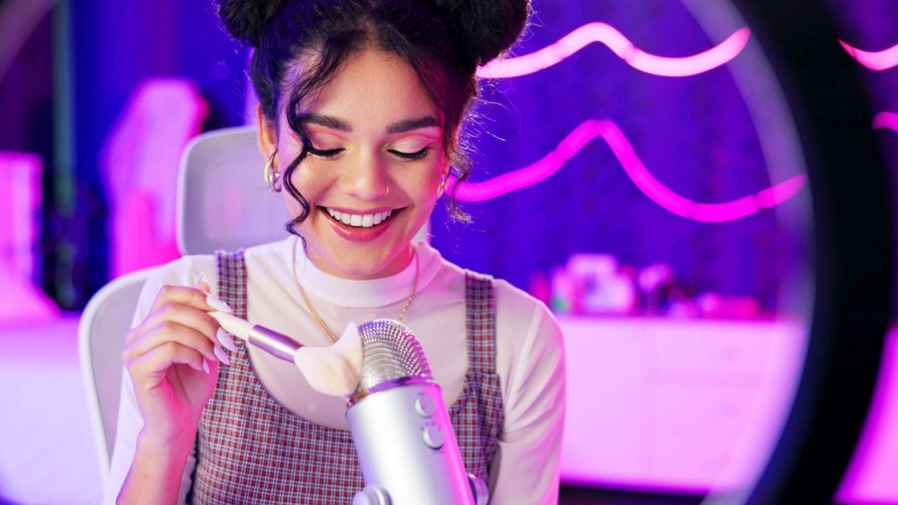 Young Workers Are Ditching Degrees for TikTok Fame and Million Dollar Side Hustles