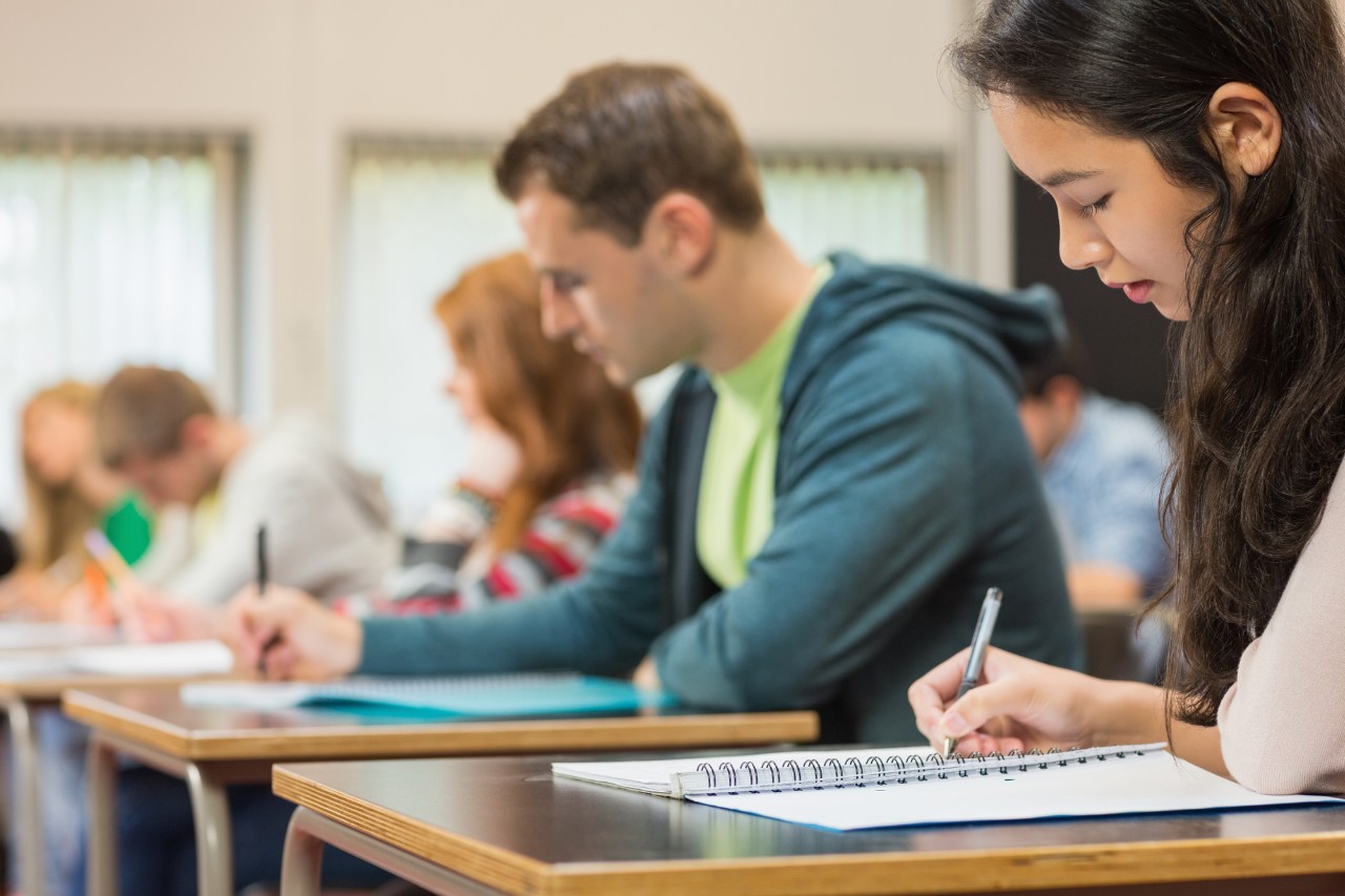 High-income skills to learn in 2025 for students