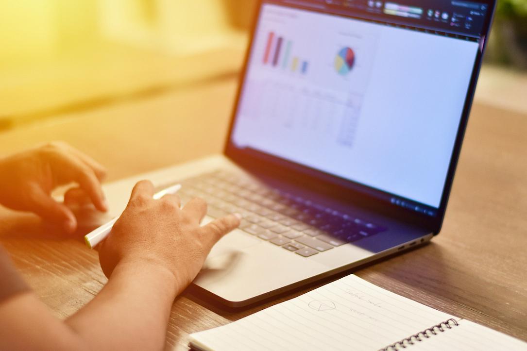 Only a quarter of Romanians had basic digital skills in 2023, report shows