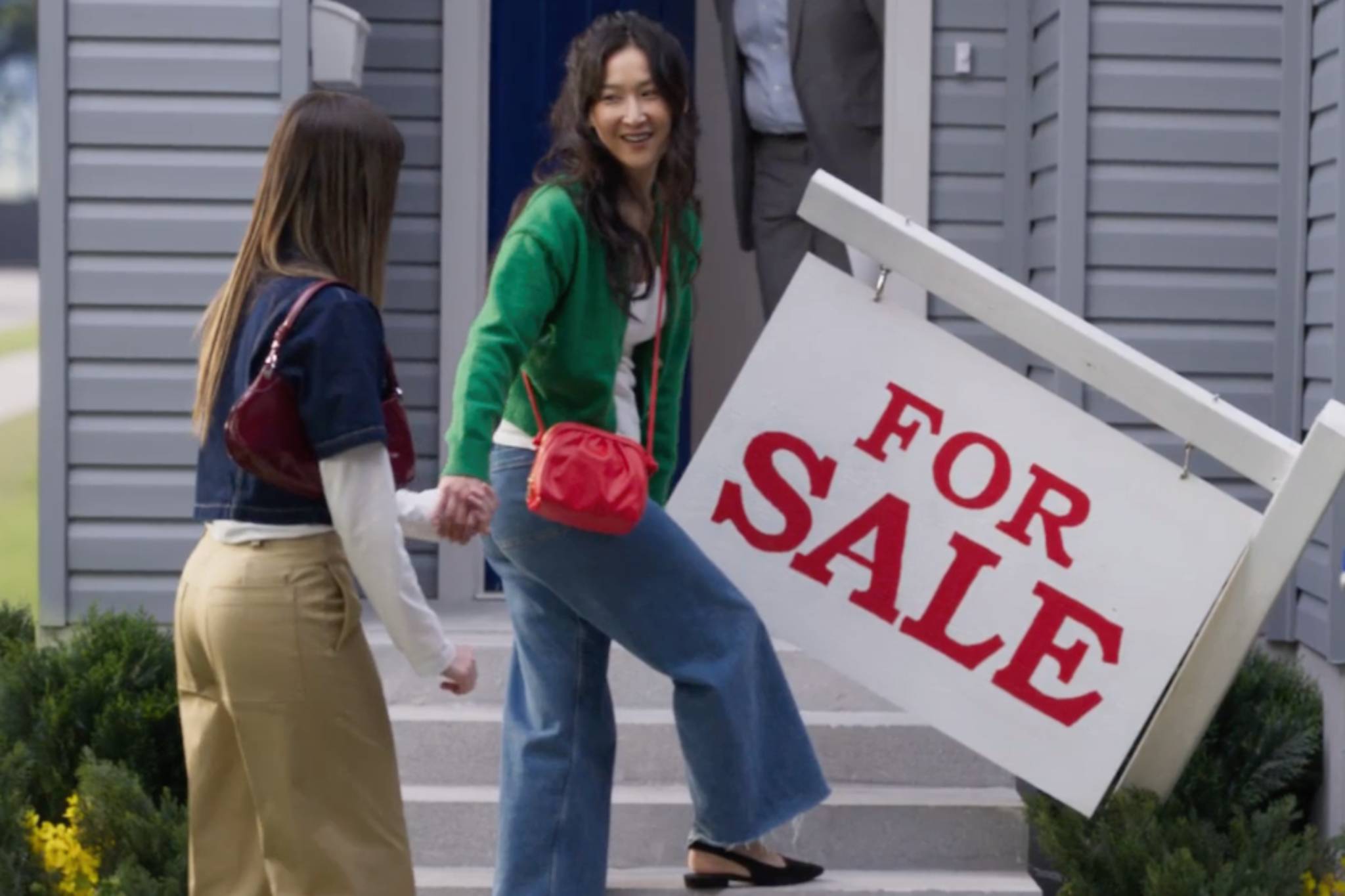 Turn everyday banking in B.C. into a money-making move