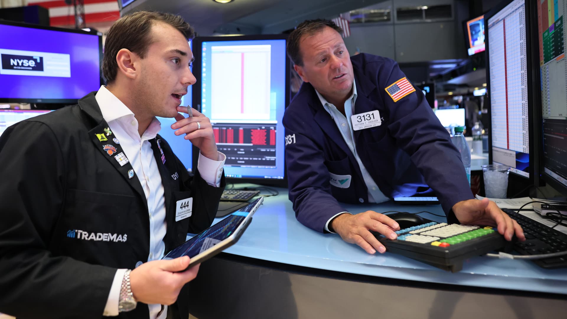 An options trade that makes money from falling Treasury yields