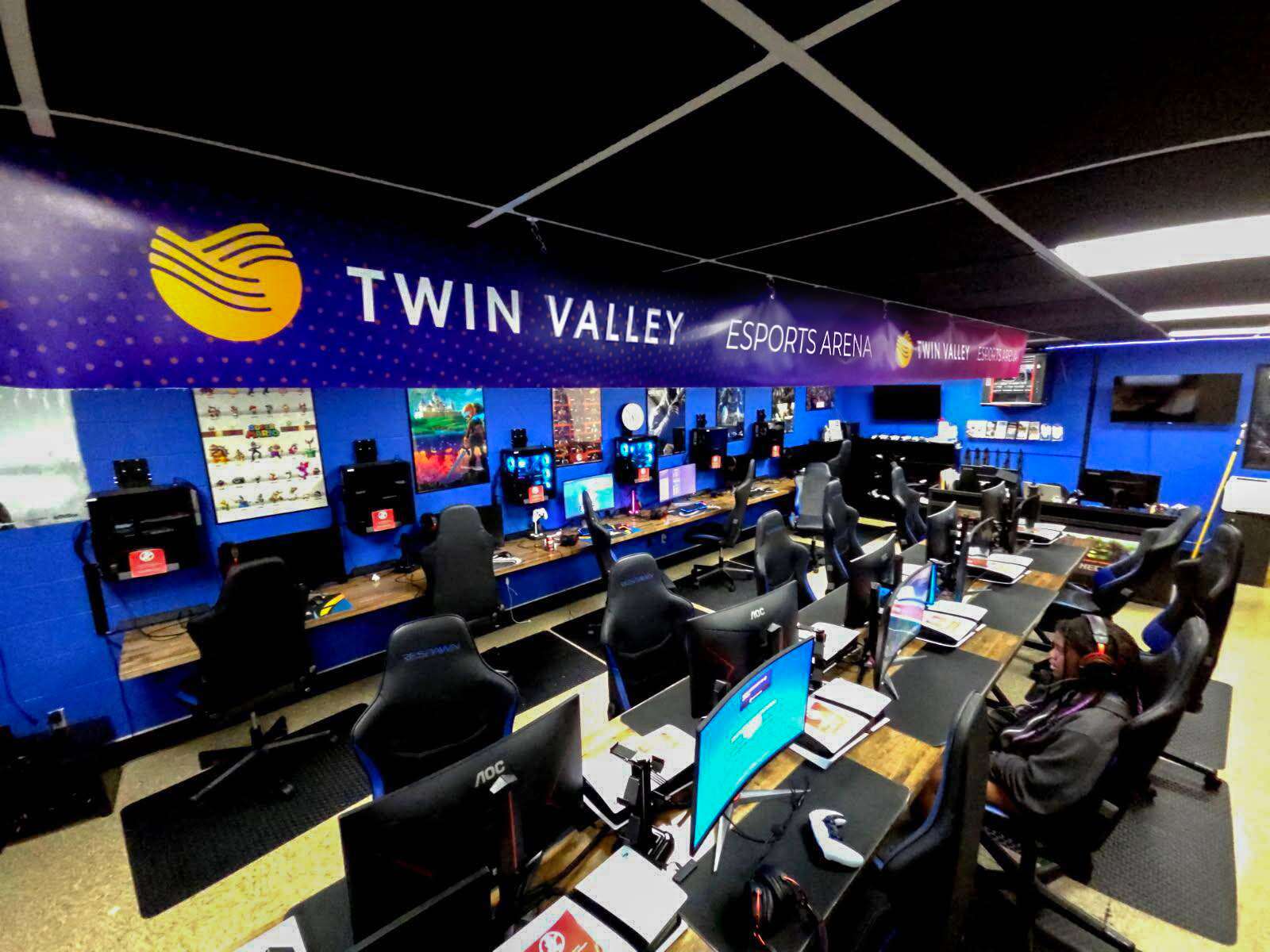 Twin Valley Partners with Junction City Esports team