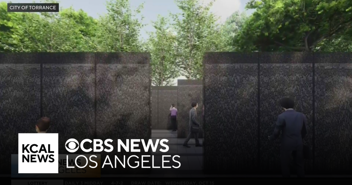 Hundreds gather in Torrance to raise money for Japanese American memorial wall