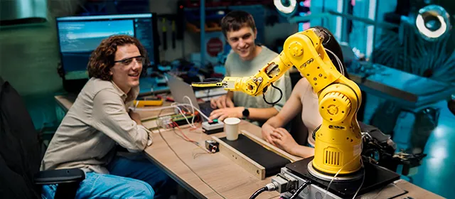 How Machine Learning Drives ROI in Manufacturing