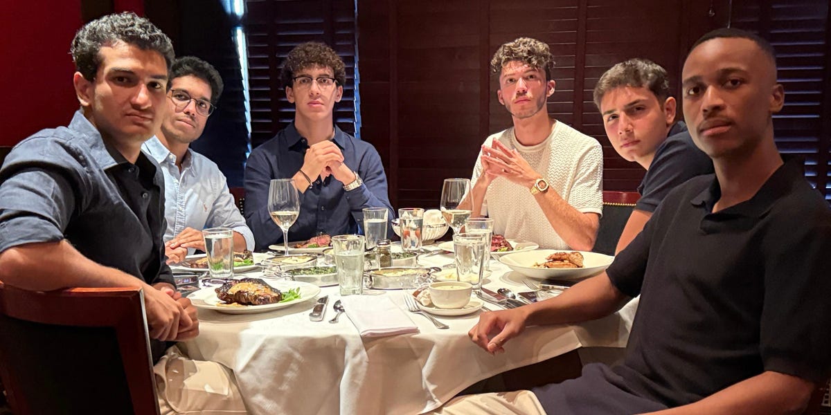 Private Trading Clubs Are Getting More Popular in the Investing World