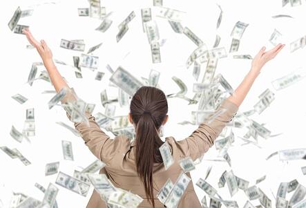 First-Year Student At Elite Law School Is Making Better-Than-Biglaw Money Posting Adult Content Online