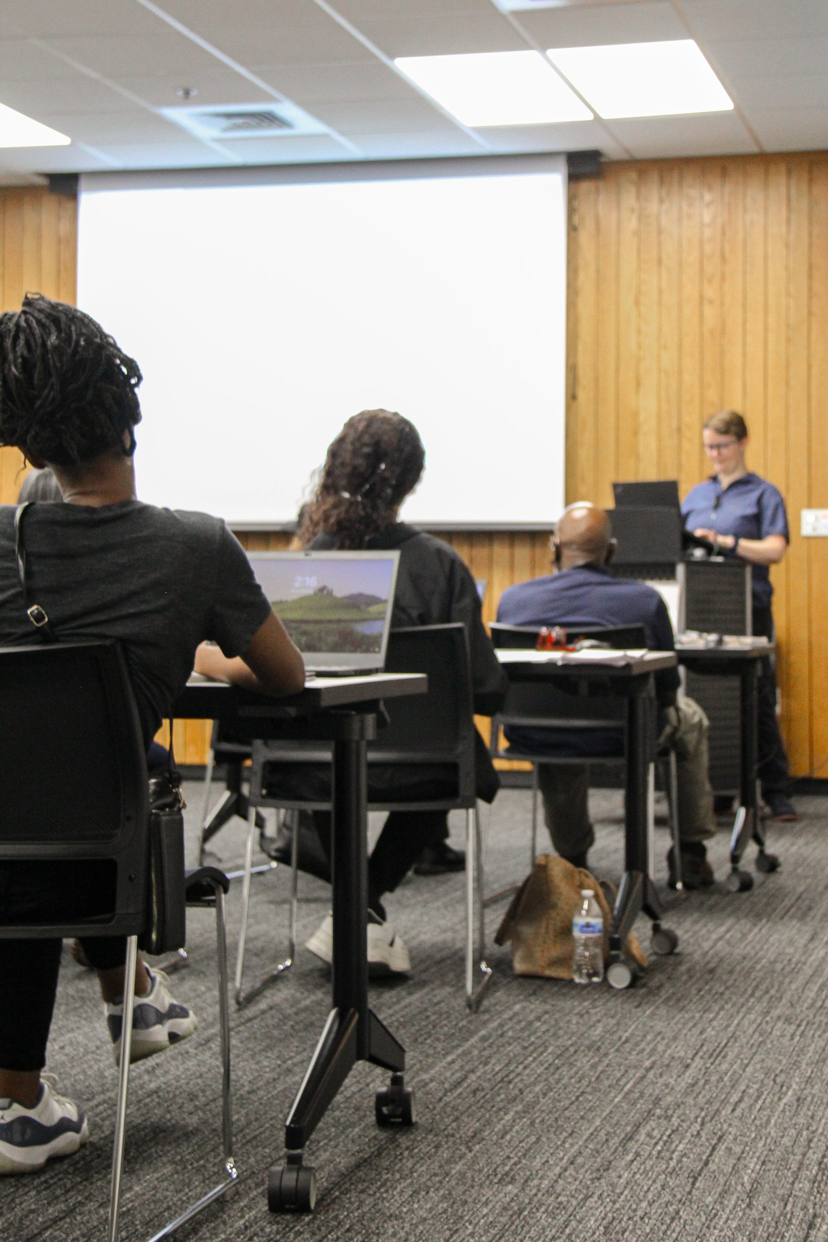 Second cohort completes hands-ontech course at Forest Park Public Library