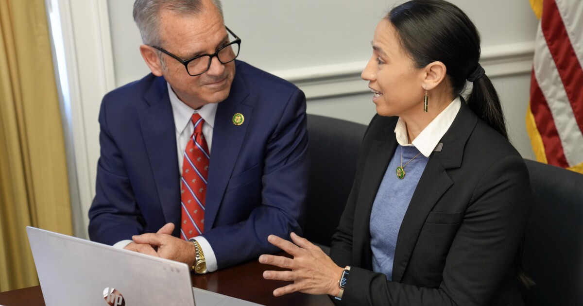 Veteran-owned businesses in Missouri ‘punch above their weight’ when making money | KCUR