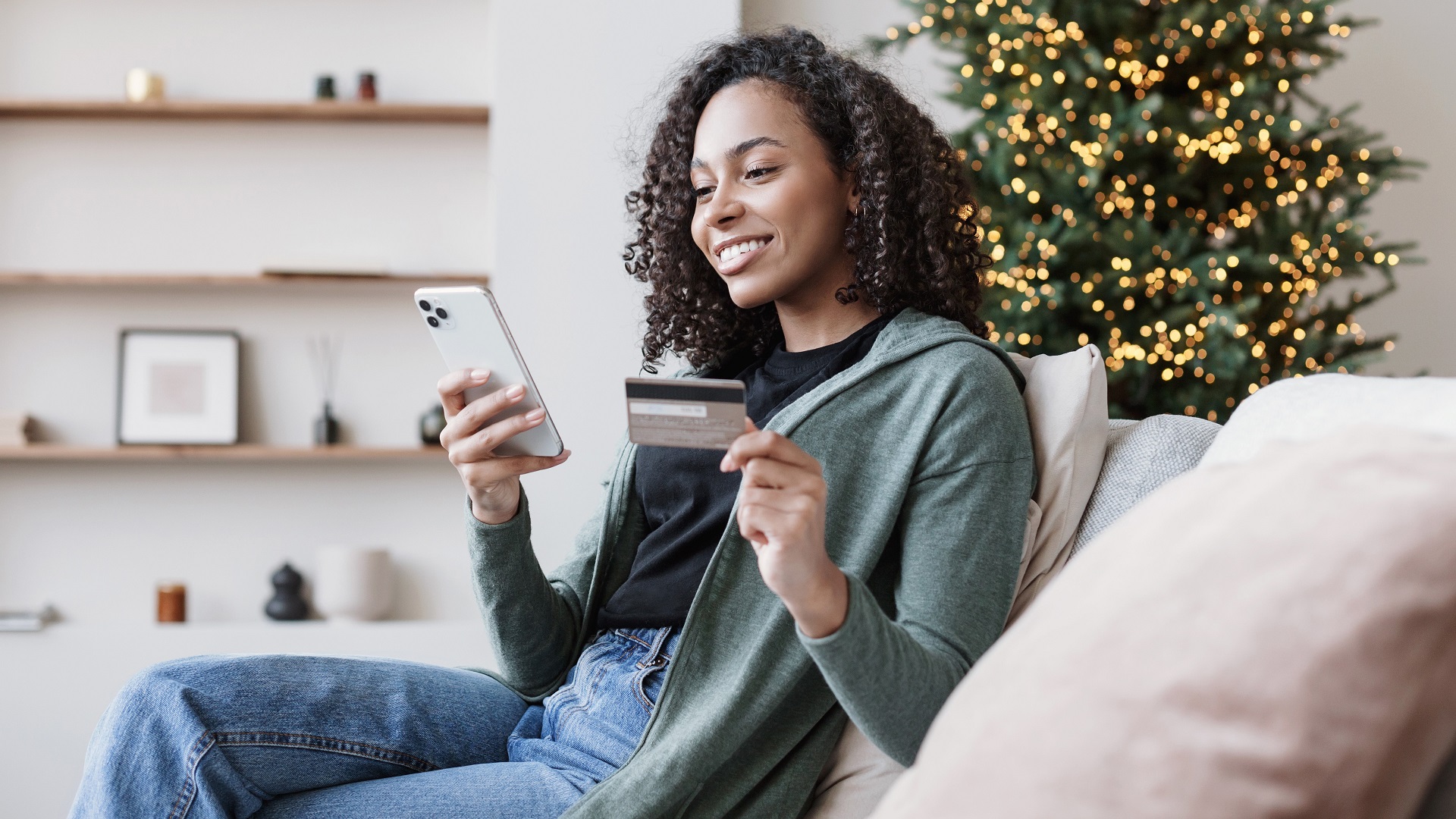 4 Apps To Use for Your Holiday Shopping