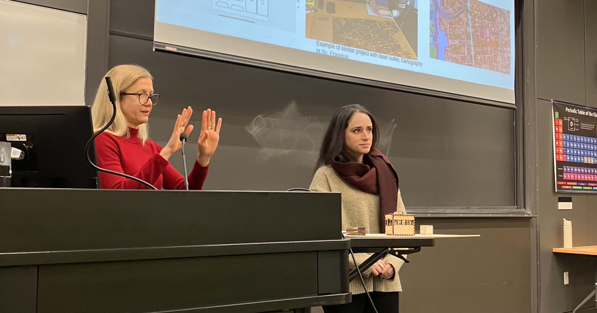 Tri-Co Faculty Present Digital Scholarship Projects