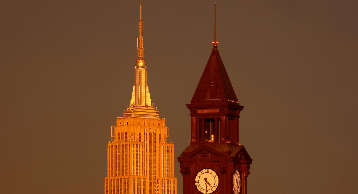 NYC phone ban reveals some students can’t read clocks