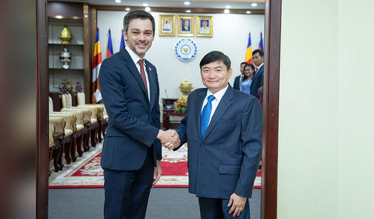 Cambodia and UNESCO pledge to accelerate digital skills and vocational training