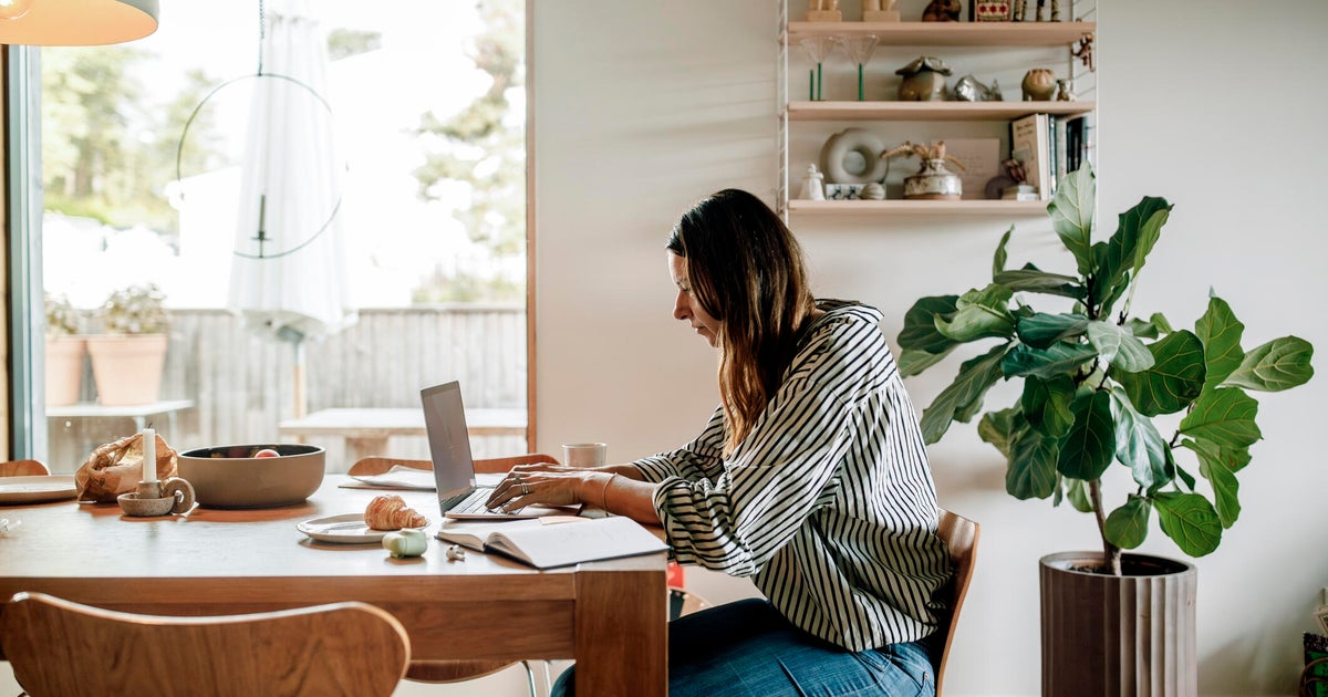 How to make extra money from home this January (and in 2026)