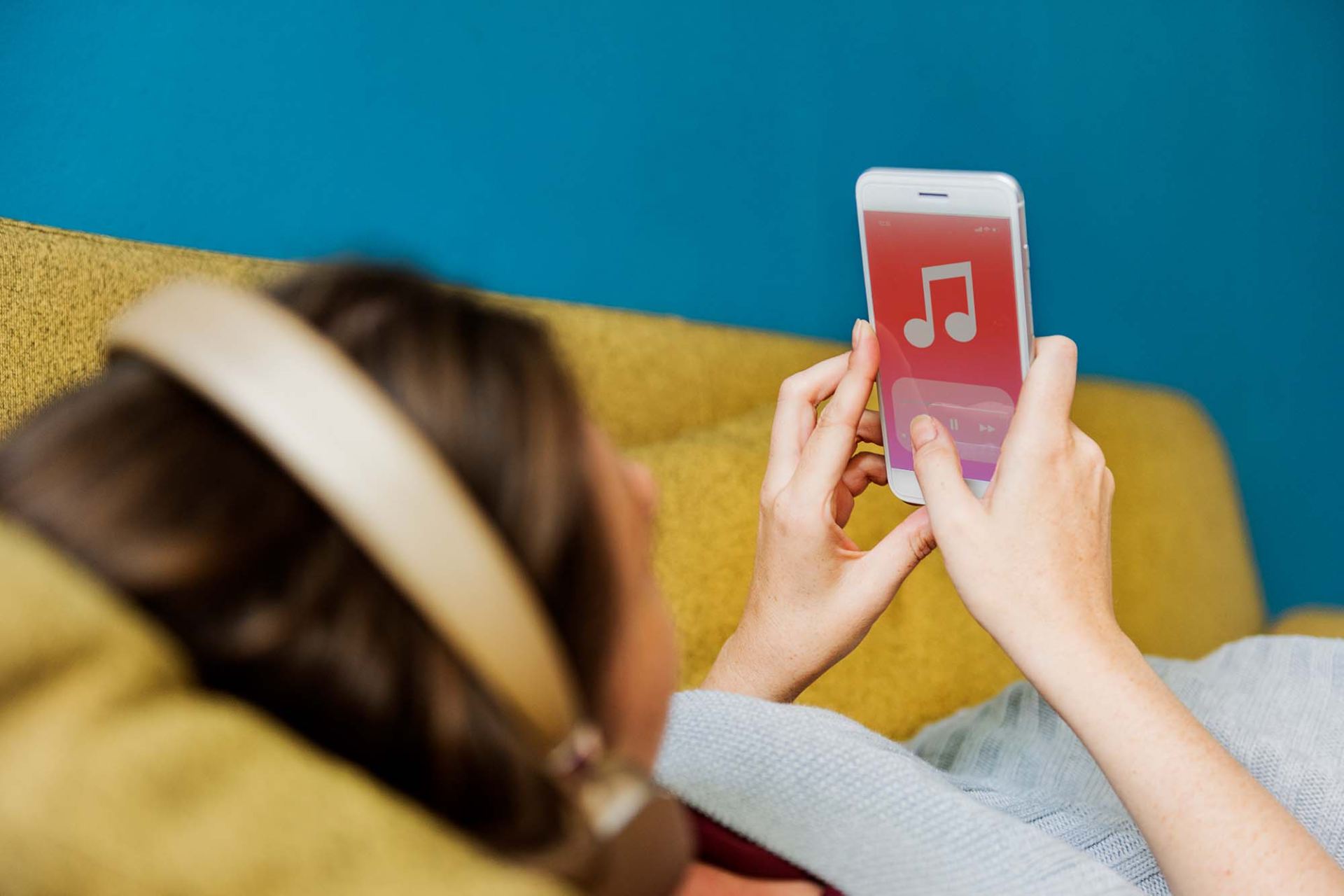 How Does Popularity Influence Consumers’ Online Music Choices? – News Center