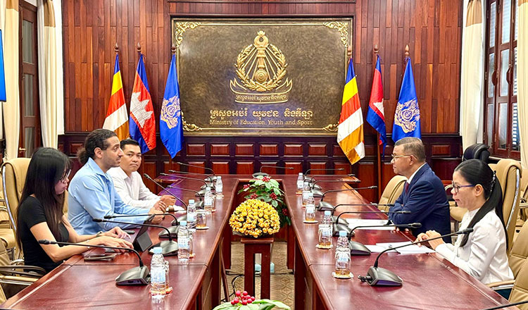 Israel, Cambodia bolster digital education ties