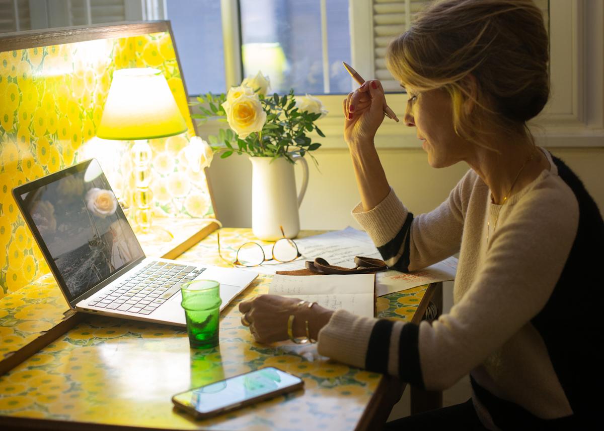 6 lucrative work-from-home side hustles