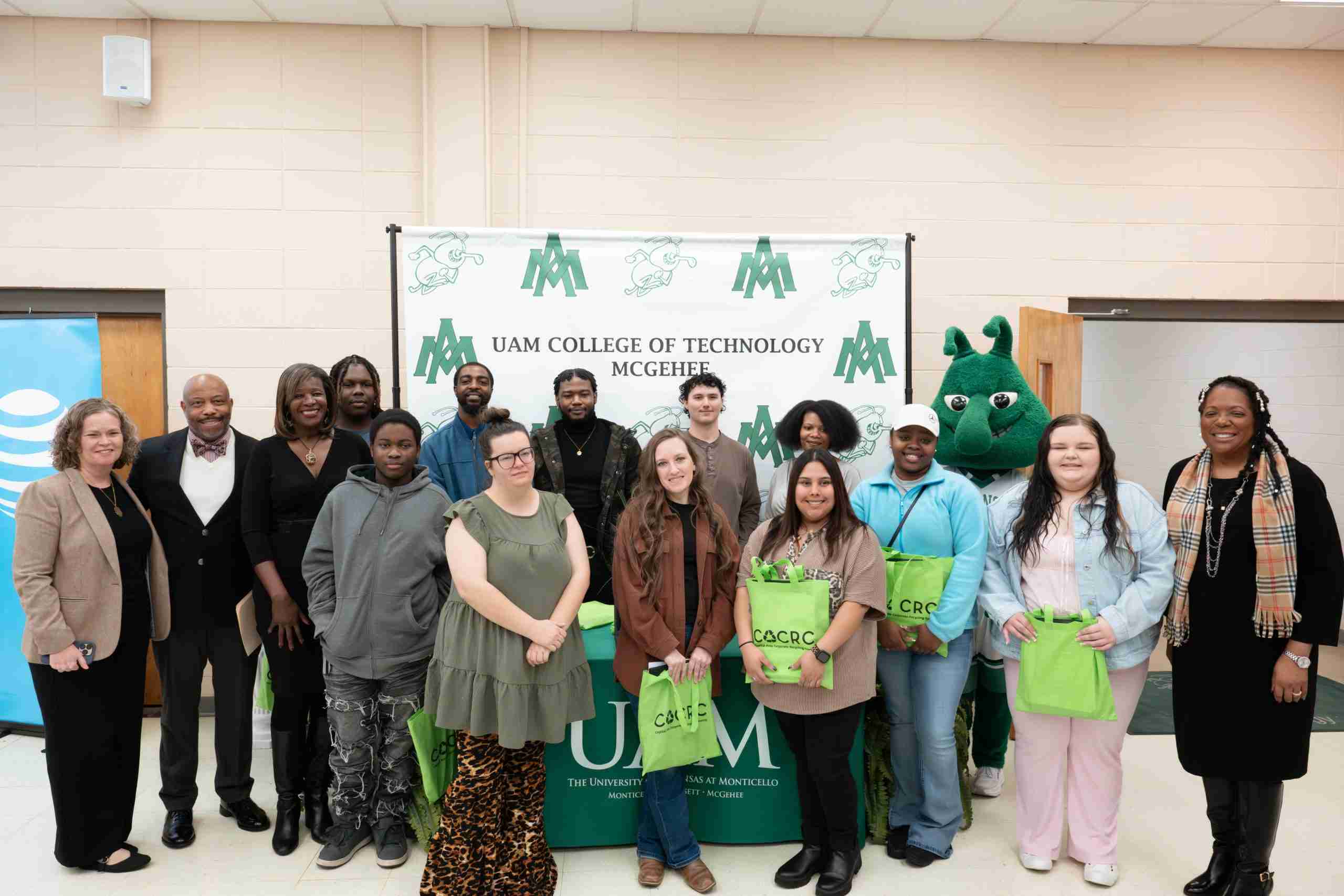 UAM-CTM launches Digital Literacy Program, provides free laptops to students 