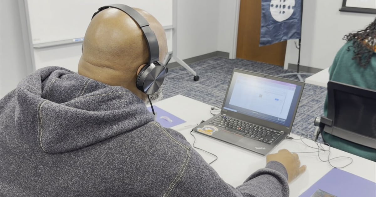 Goodwill’s tech training program teaches essential digital skills, includes free computer – WSOC TV