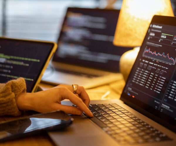 12 Work From Home Jobs That Pay at Least $20 an Hour