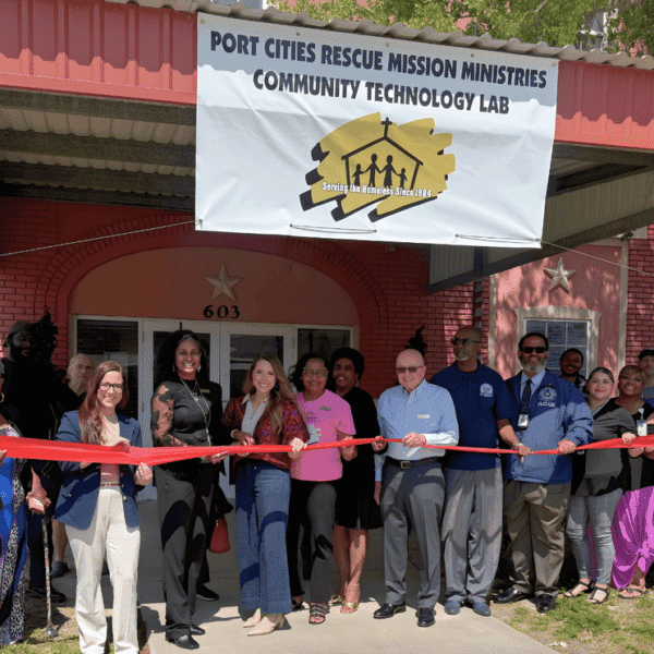 New computer lab opens to boost digital literacy, job training