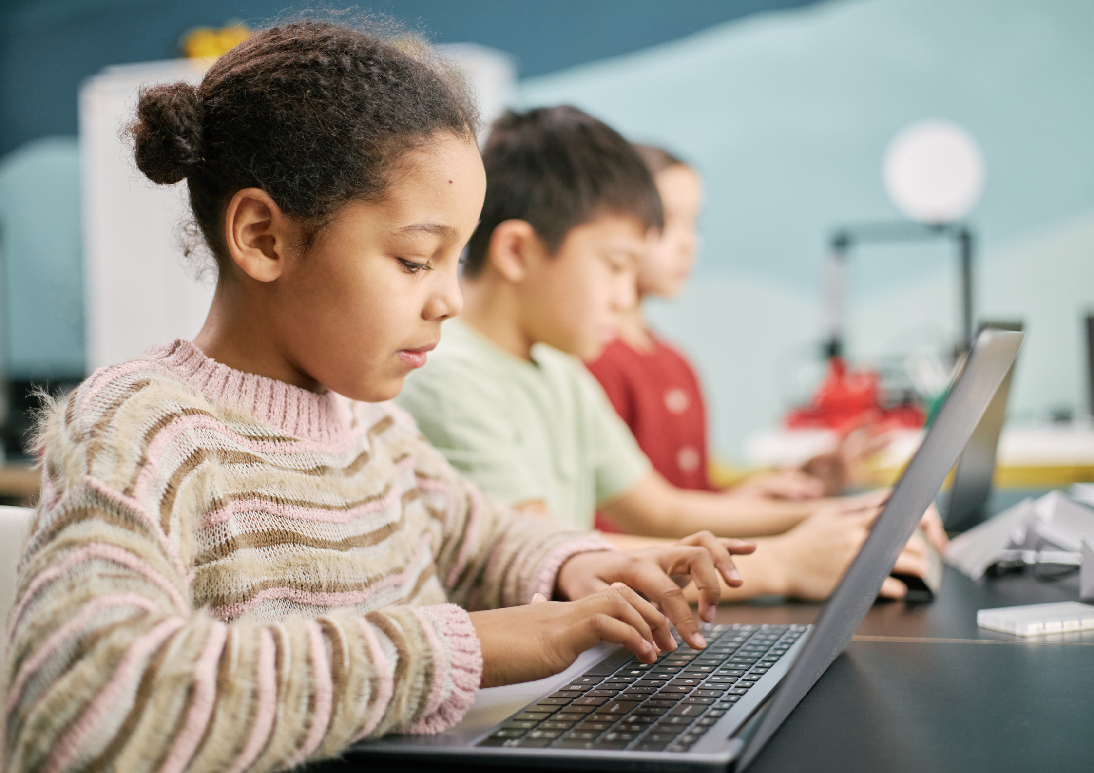 Digital Poverty Alliance tackles student device gap