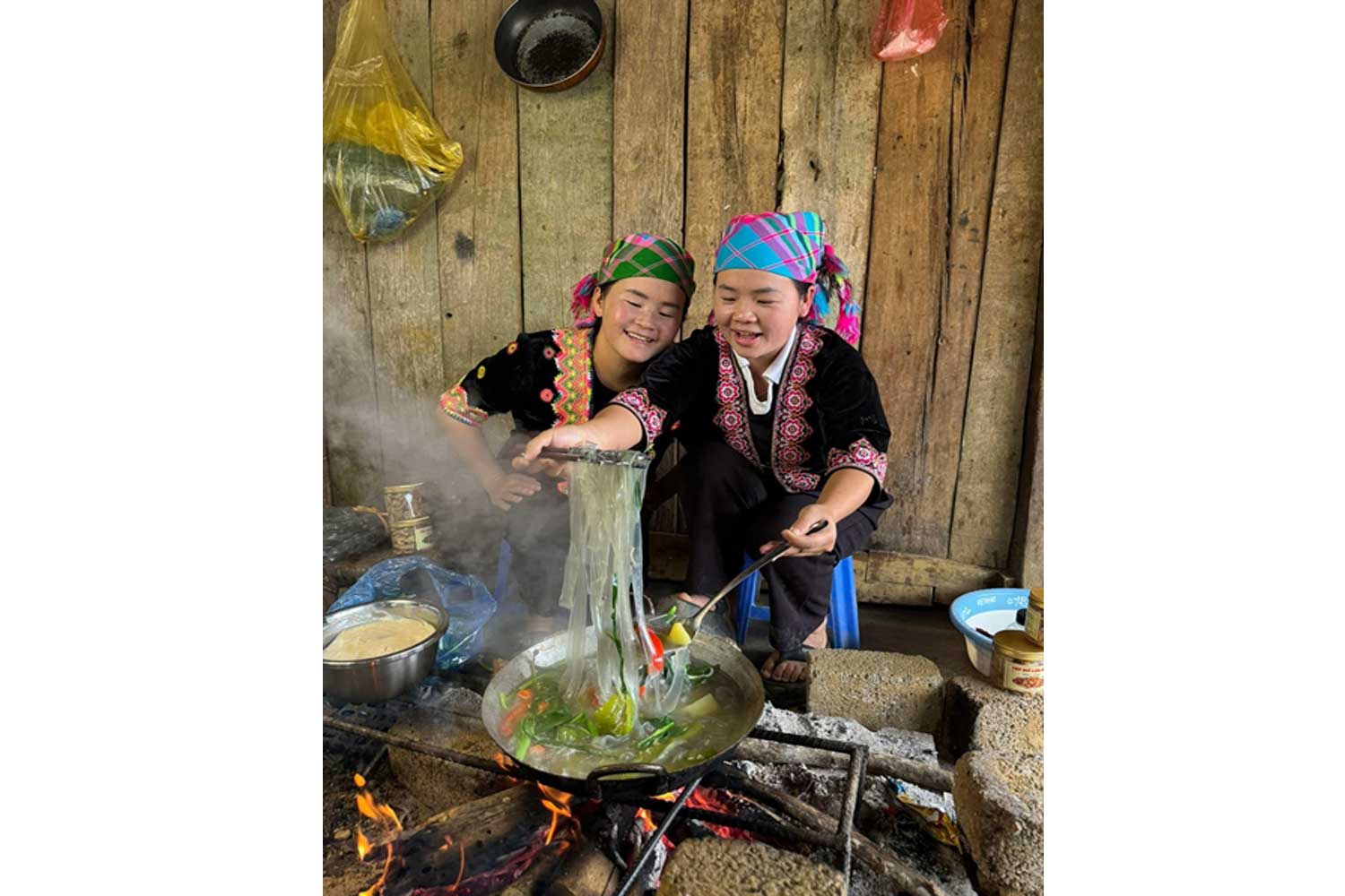 From mountain markets to mobile screens, Vietnamese women start up with digital economy