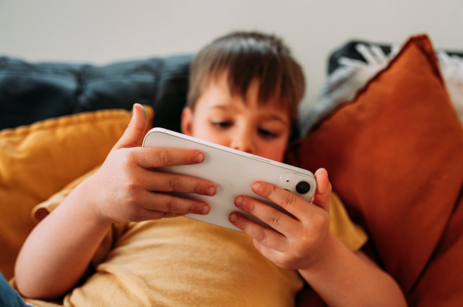 Türkiye study finds 85% of kids use weak passwords