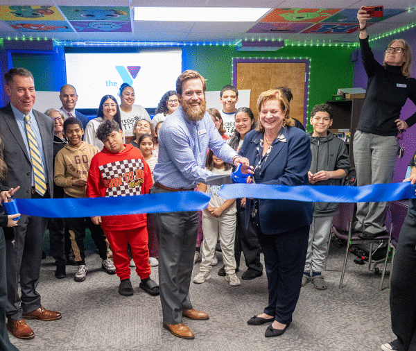 Holyoke YMCA, Comcast partner to bridge student digital divide