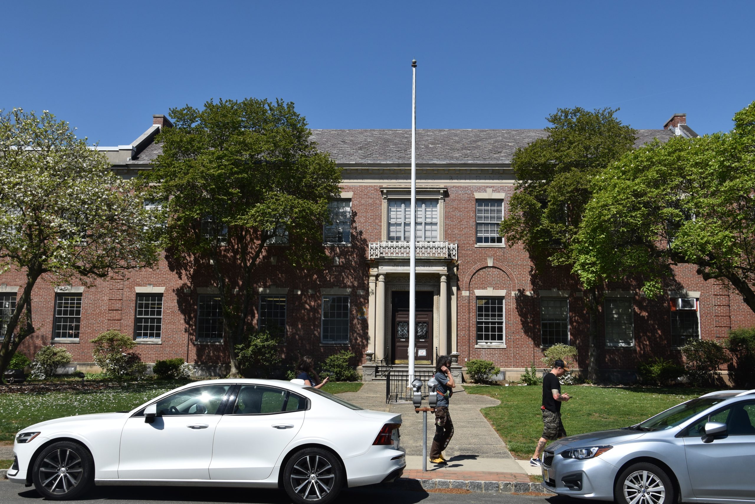 Tech Classes for ‘Modern Agers’ Head to Mills Building in Montclair