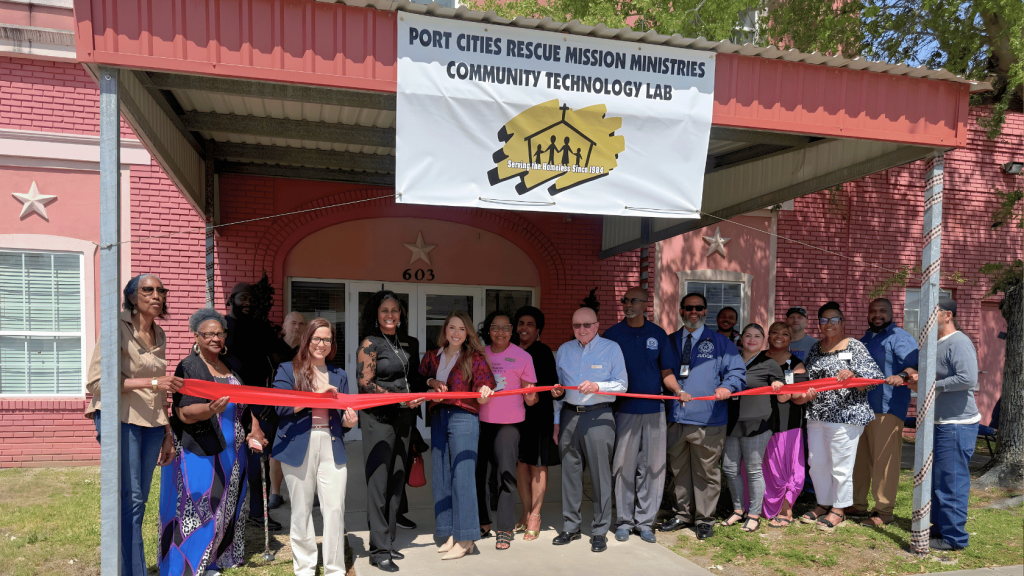 New Port Arthur area Computer Lab gives unhoused residents a digital lifeline