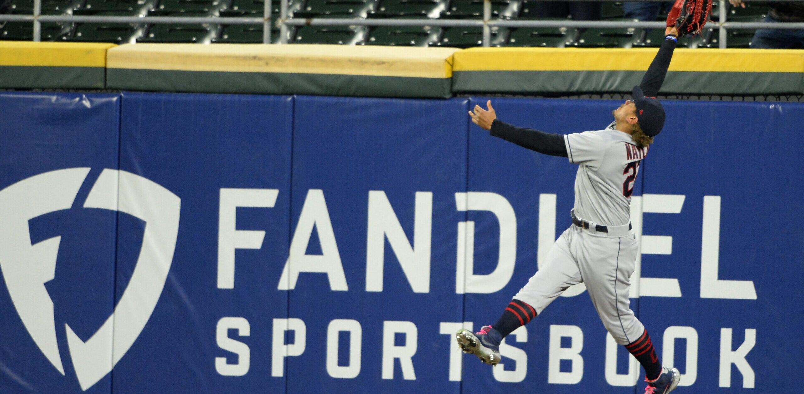 Online Sports Betting Significantly Worsens Financial Health, Study Suggests