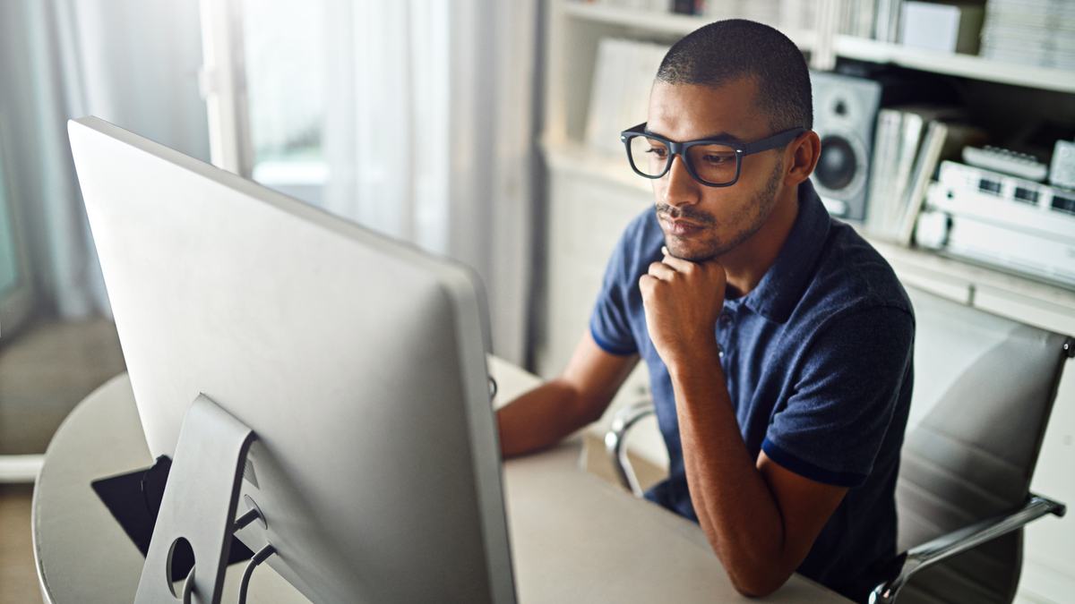 A Tech Developer’s 5 Rules for Keeping Your Finances Safe Online