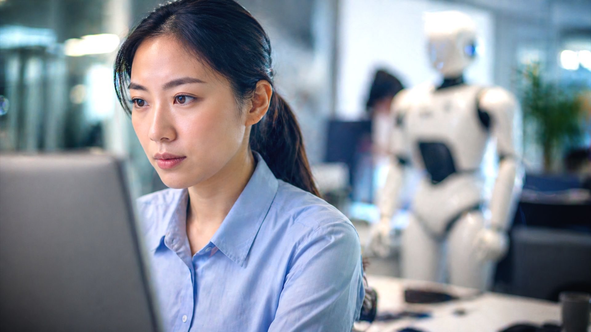 Malaysia
Adopts AI While Workforce Skills Face Strain